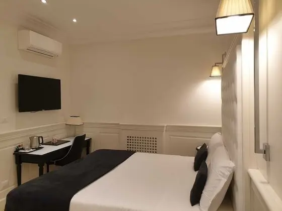 Tek Büyük Yataklı Oda