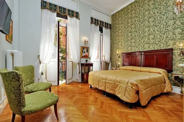 Süit, Bahçe Manzaralı (Adriano)