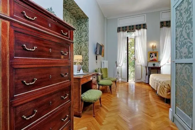 Süit, Bahçe Manzaralı (Adriano)