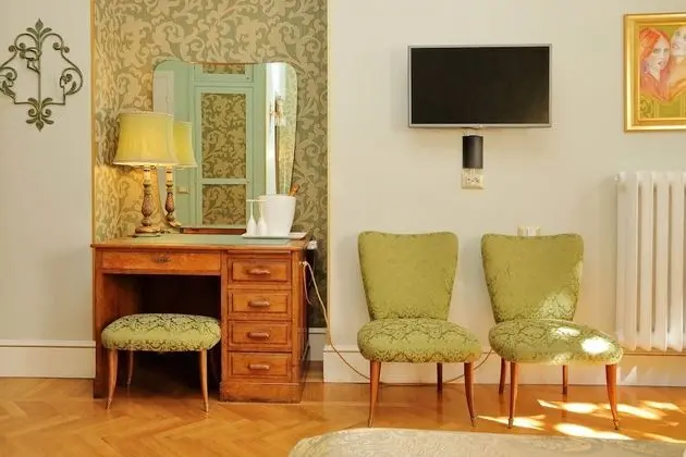 Süit, Bahçe Manzaralı (Adriano)