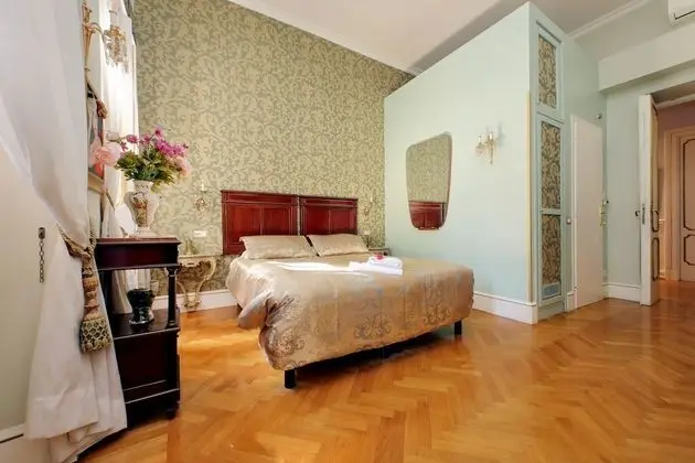 Süit, Bahçe Manzaralı (Adriano)