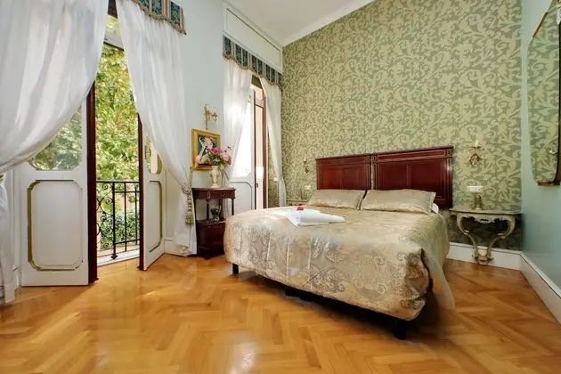 Süit, Bahçe Manzaralı (Adriano)