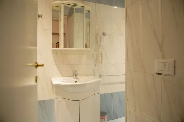 Luxury Tek Büyük veya İki Ayrı Yataklı Oda