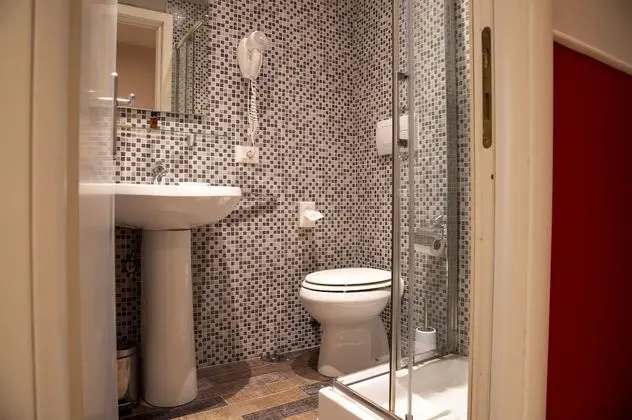 Luxury Tek Büyük veya İki Ayrı Yataklı Oda