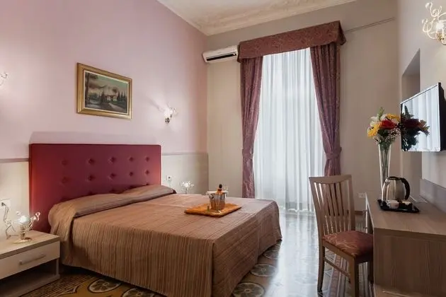 Luxury Tek Büyük veya İki Ayrı Yataklı Oda