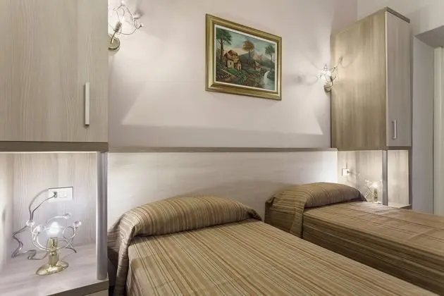 Luxury Tek Büyük veya İki Ayrı Yataklı Oda