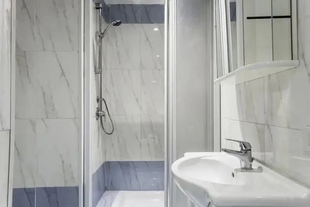 Luxury Tek Büyük veya İki Ayrı Yataklı Oda