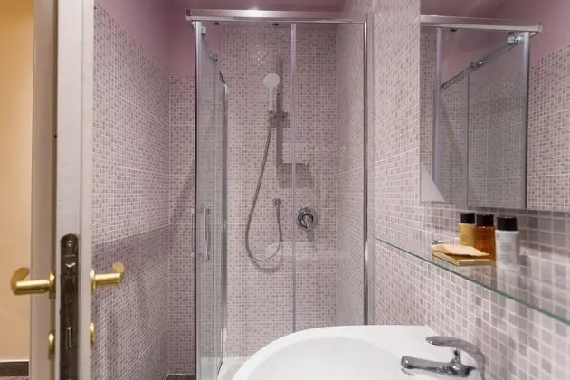 Luxury Tek Büyük veya İki Ayrı Yataklı Oda