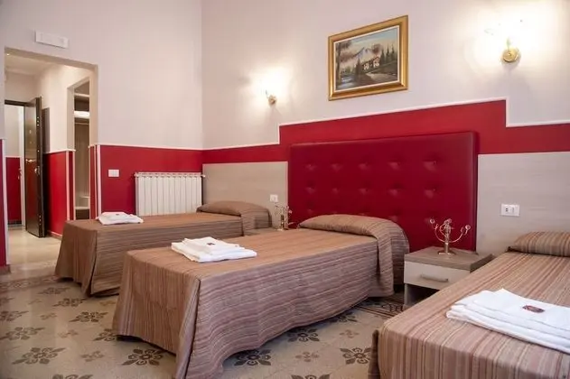 Luxury Üç Kişilik Oda