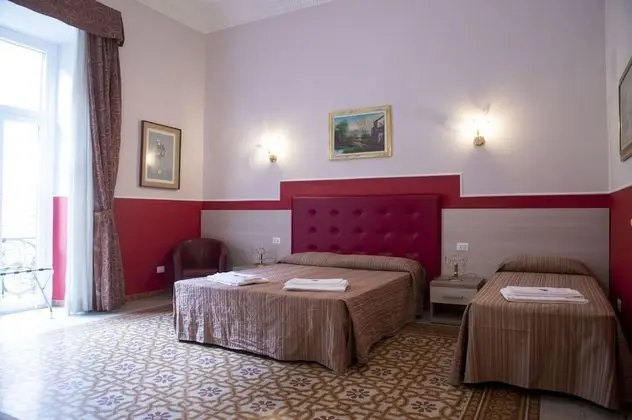 Luxury Üç Kişilik Oda