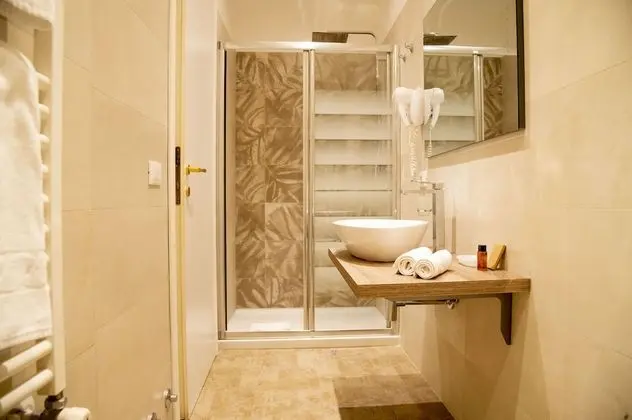 Luxury Üç Kişilik Oda