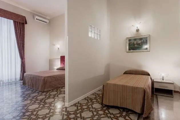 Luxury Üç Kişilik Oda