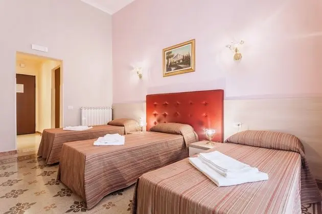 Luxury Üç Kişilik Oda