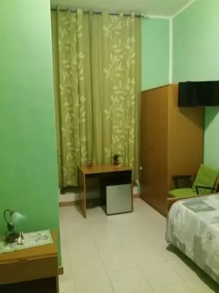 İki Ayrı Yataklı Oda, 2 Tek Kişilik Yatak