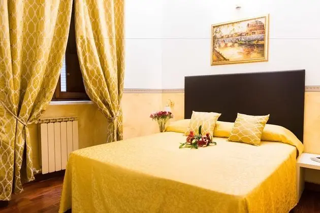 Classic Tek Büyük veya İki Ayrı Yataklı Oda, Şehir Manzaralı