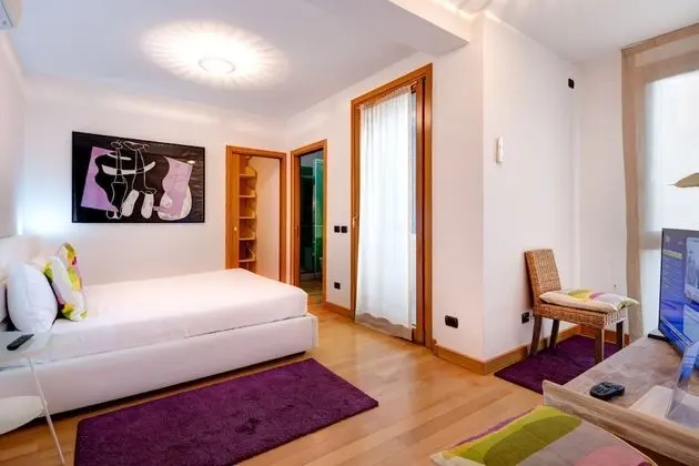 Tek Büyük Yataklı Oda