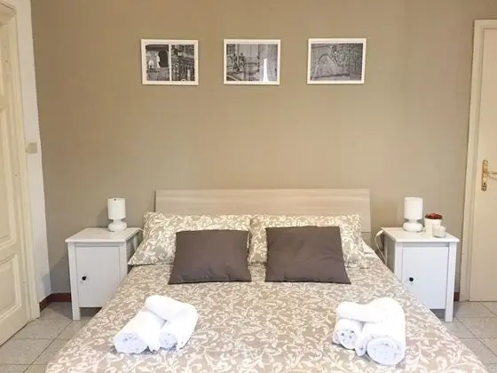 Basic Tek Büyük veya İki Ayrı Yataklı Oda (n.2)