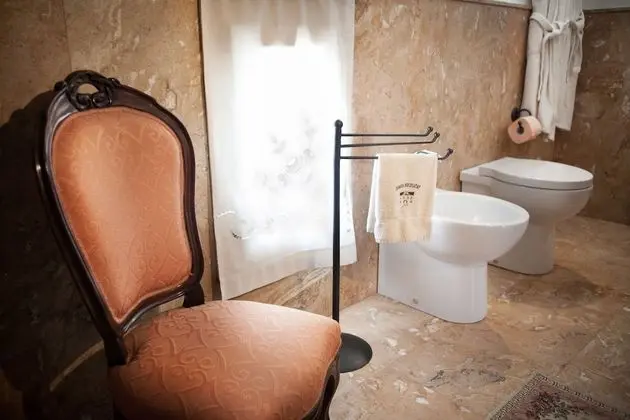 Comfort Çatı Katı (Loft), 1 Büyük (Queen) Boy Yatak ve Çekyat, Sigara İçilmez, Şömine (Attic)