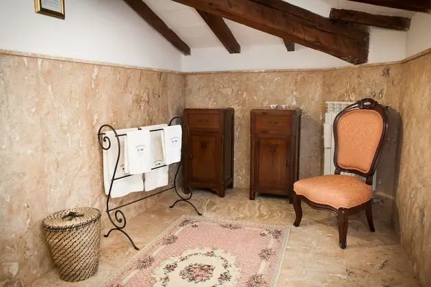 Comfort Çatı Katı (Loft), 1 Büyük (Queen) Boy Yatak ve Çekyat, Sigara İçilmez, Şömine (Attic)