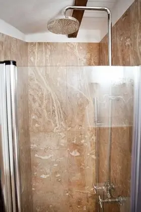 Comfort Çatı Katı (Loft), 1 Büyük (Queen) Boy Yatak ve Çekyat, Sigara İçilmez, Şömine (Attic)