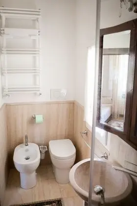 Romantic Süit, 1 En Büyük (King) Boy Yatak ve Çekyat, Sigara İçilmez, Şehir Manzaralı