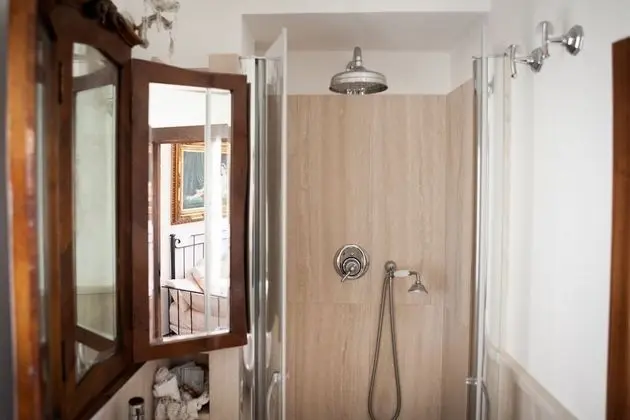 Romantic Süit, 1 En Büyük (King) Boy Yatak ve Çekyat, Sigara İçilmez, Şehir Manzaralı