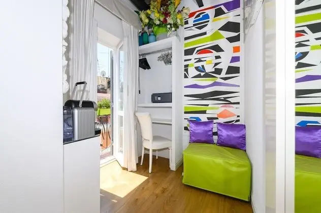 Superior Tek Büyük Yataklı Oda, Balkon, Şehir Manzaralı