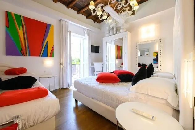 Superior Üç Kişilik Oda, Balkon, Şehir Manzaralı