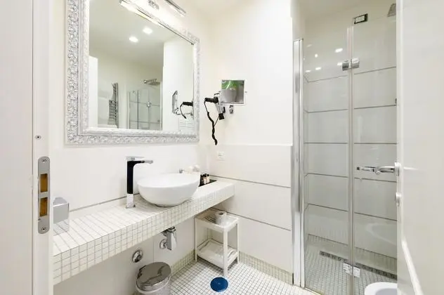 Superior Üç Kişilik Oda, Balkon, Şehir Manzaralı