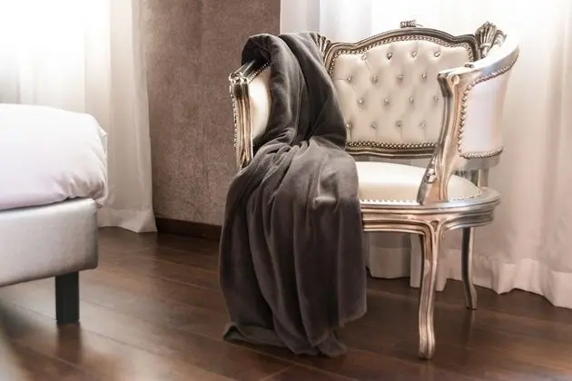 Superior Tek Büyük veya İki Ayrı Yataklı Oda, Balkon, Kanal Manzaralı