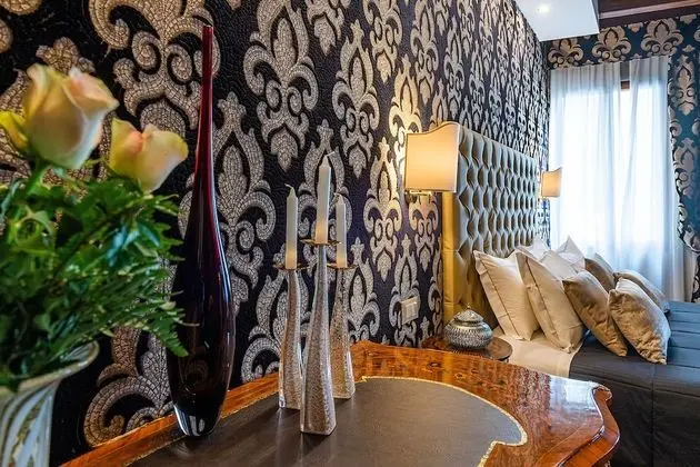 Superior Tek Büyük veya İki Ayrı Yataklı Oda, Kanal Manzaralı