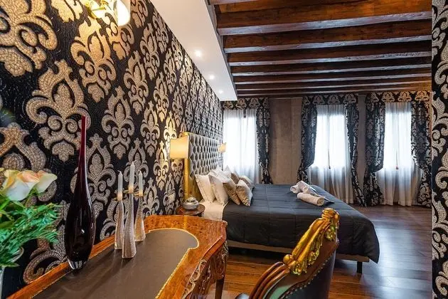 Superior Üç Kişilik Oda, Kanal Manzaralı