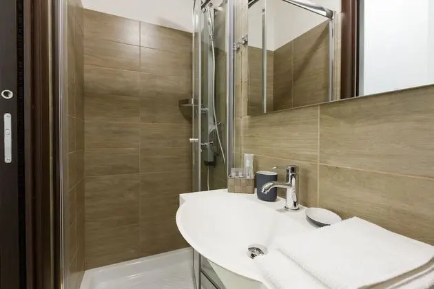 Deluxe Tek Büyük veya İki Ayrı Yataklı Oda, Bahçe Manzaralı