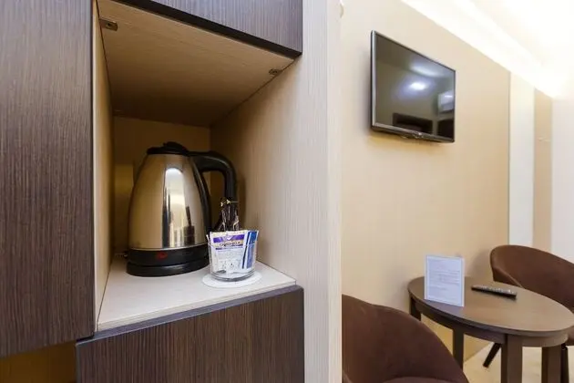 Deluxe Tek Büyük veya İki Ayrı Yataklı Oda, Balkon, Bahçe Manzaralı