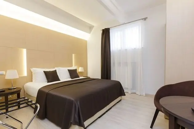 Standard Tek Büyük veya İki Ayrı Yataklı Oda, Zemin Kat