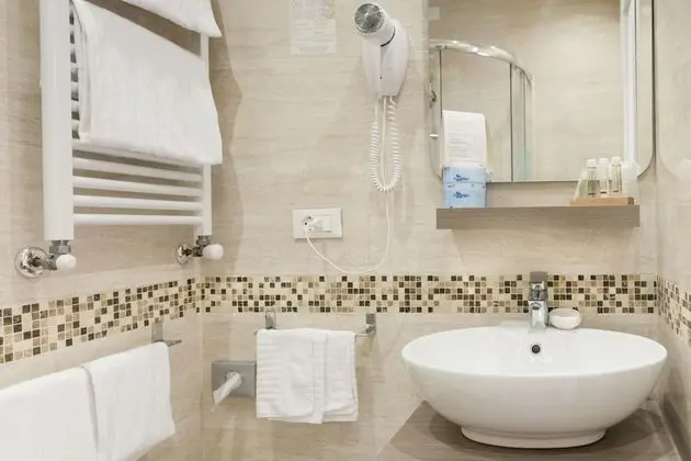 Tek Büyük veya İki Ayrı Yataklı Oda, 1 Yatak Odası, Sigara İçilmez, Şehir Manzaralı