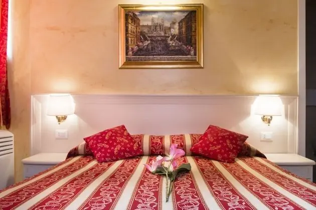 Tek Büyük veya İki Ayrı Yataklı Oda, 1 Yatak Odası, Sigara İçilmez, Şehir Manzaralı