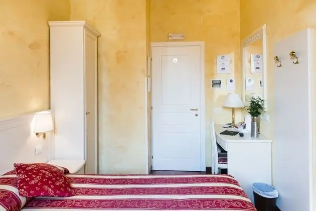 Tek Büyük veya İki Ayrı Yataklı Oda, 1 Yatak Odası, Sigara İçilmez, Şehir Manzaralı