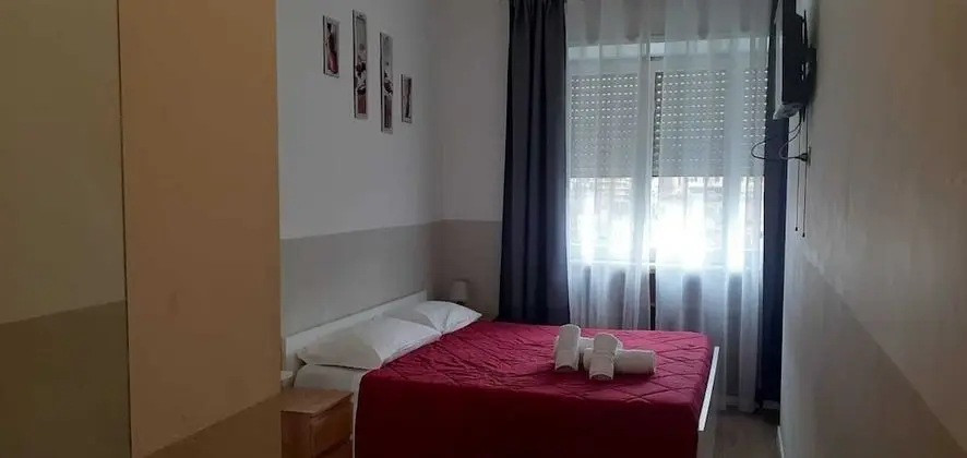 Classic Tek Büyük Yataklı Oda