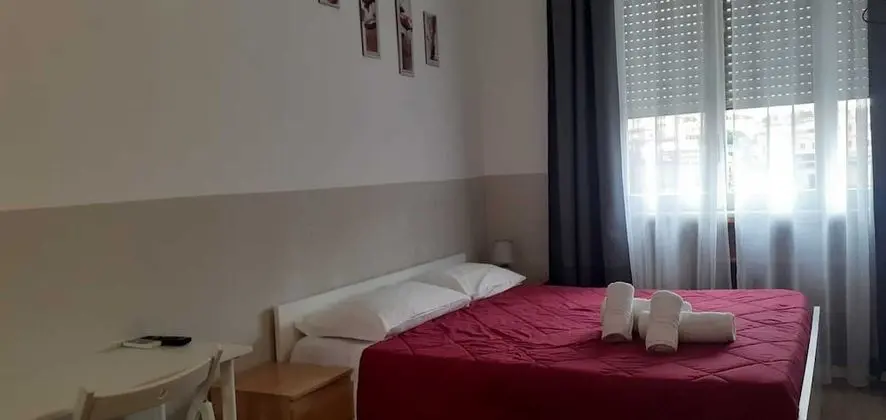 Classic Tek Büyük Yataklı Oda