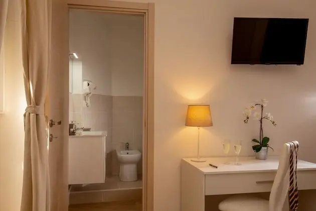 Standard Tek Büyük veya İki Ayrı Yataklı Oda