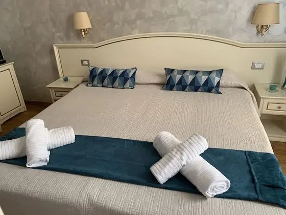 Tek Büyük veya İki Ayrı Yataklı Oda