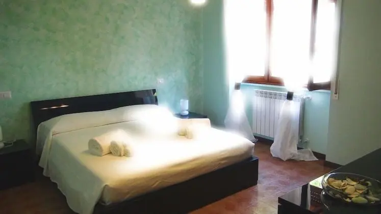 Tek Büyük Yataklı Oda, 1 Yatak Odası, Ortak Banyo