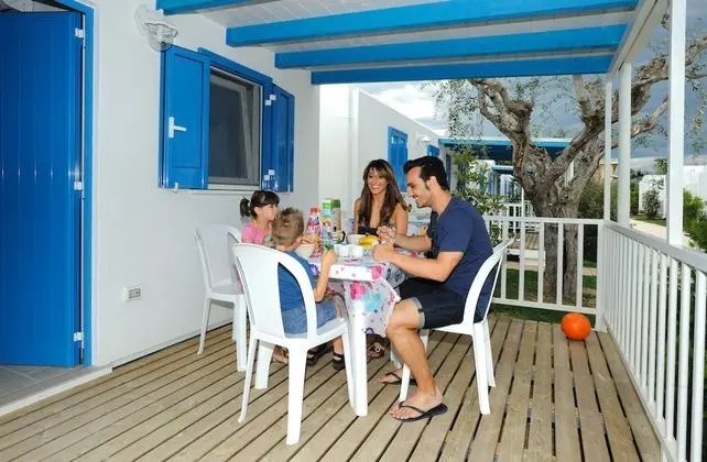 Karavan (4 pax)