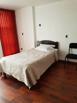 Classic Tek Büyük Yataklı Oda