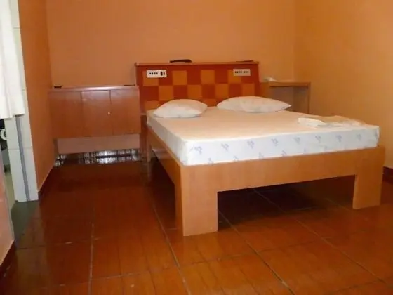 Standard Tek Büyük Yataklı Oda (Suite)