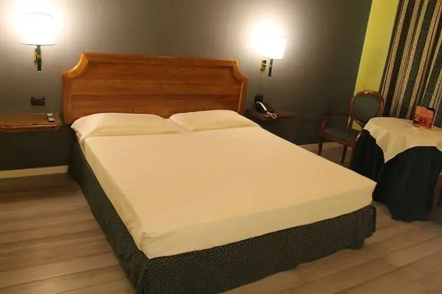 Executive Büyük Yataklı Tek Kişilik Oda