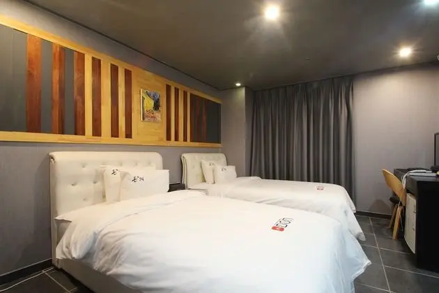 Deluxe İki Ayrı Yataklı Oda