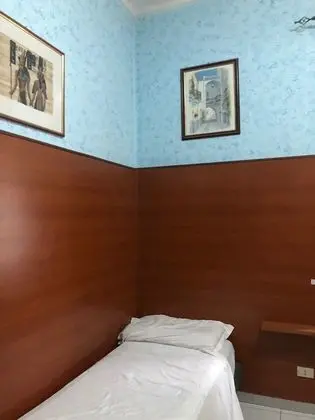 Tek Kişilik Oda