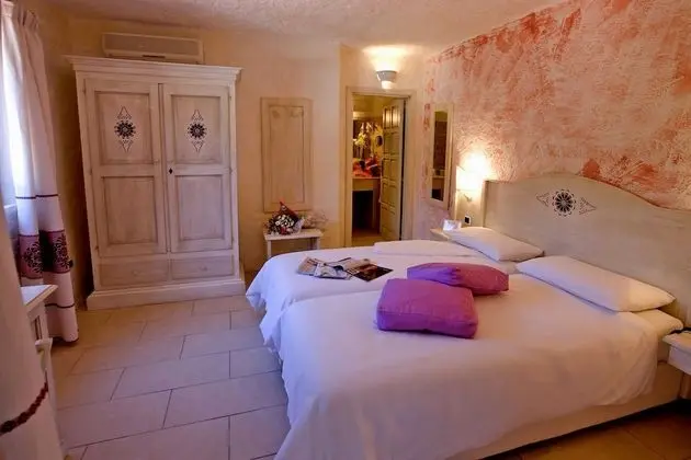 Standard Tek Büyük Yataklı Oda, Bahçe Manzaralı